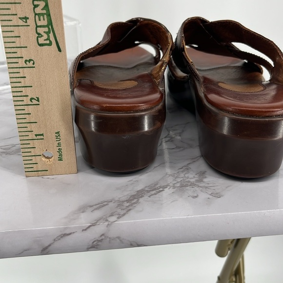 ARIAT‎ Brown Leather Crossover Sandals Open Toe Style 96722 Size 8B Classic - Picture 12 of 12